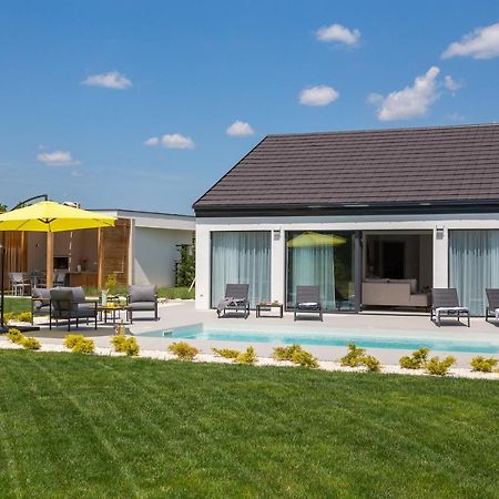 Bandelli Villas Oklaj Kültér fotó