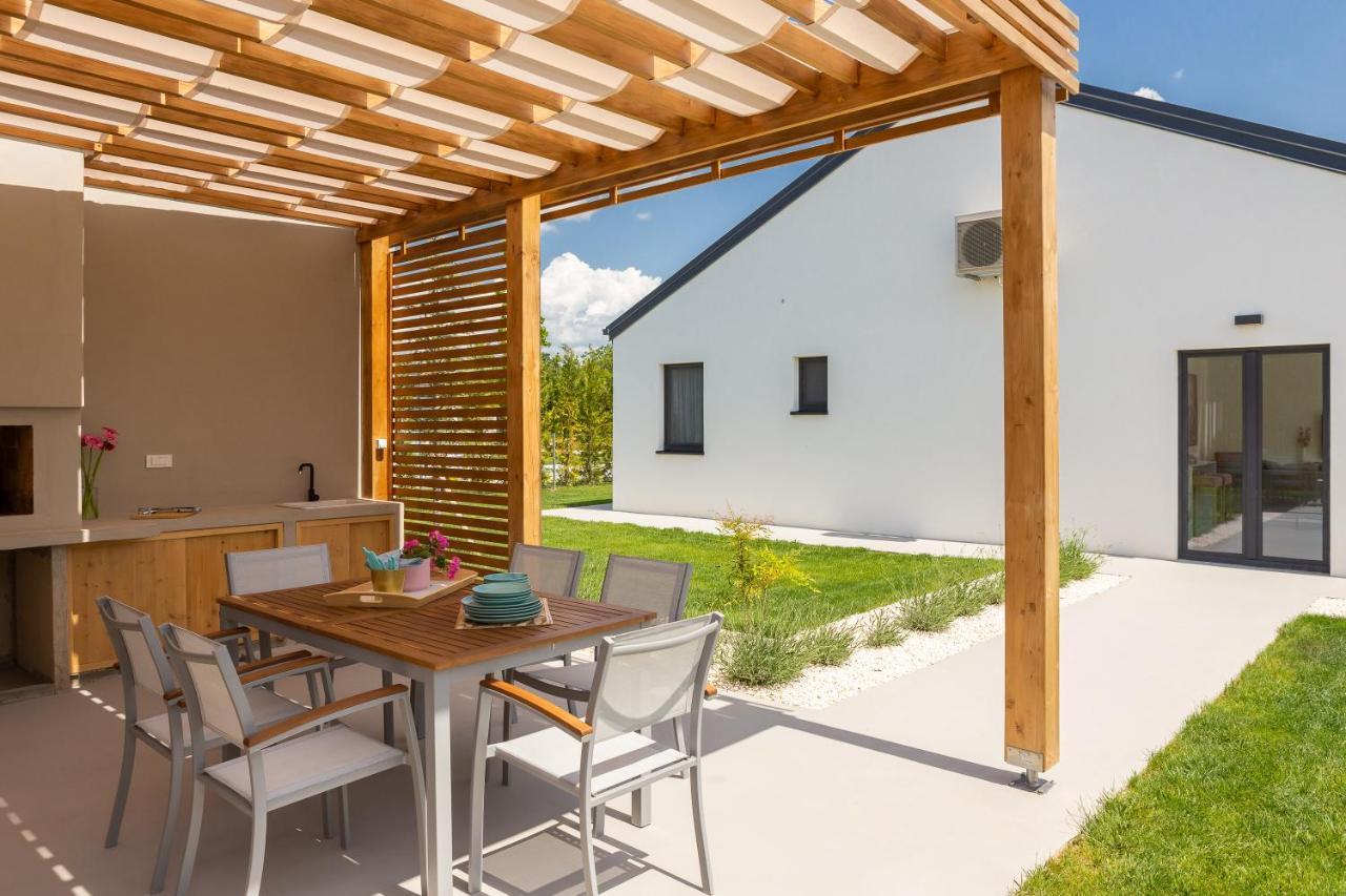 Bandelli Villas Oklaj Kültér fotó
