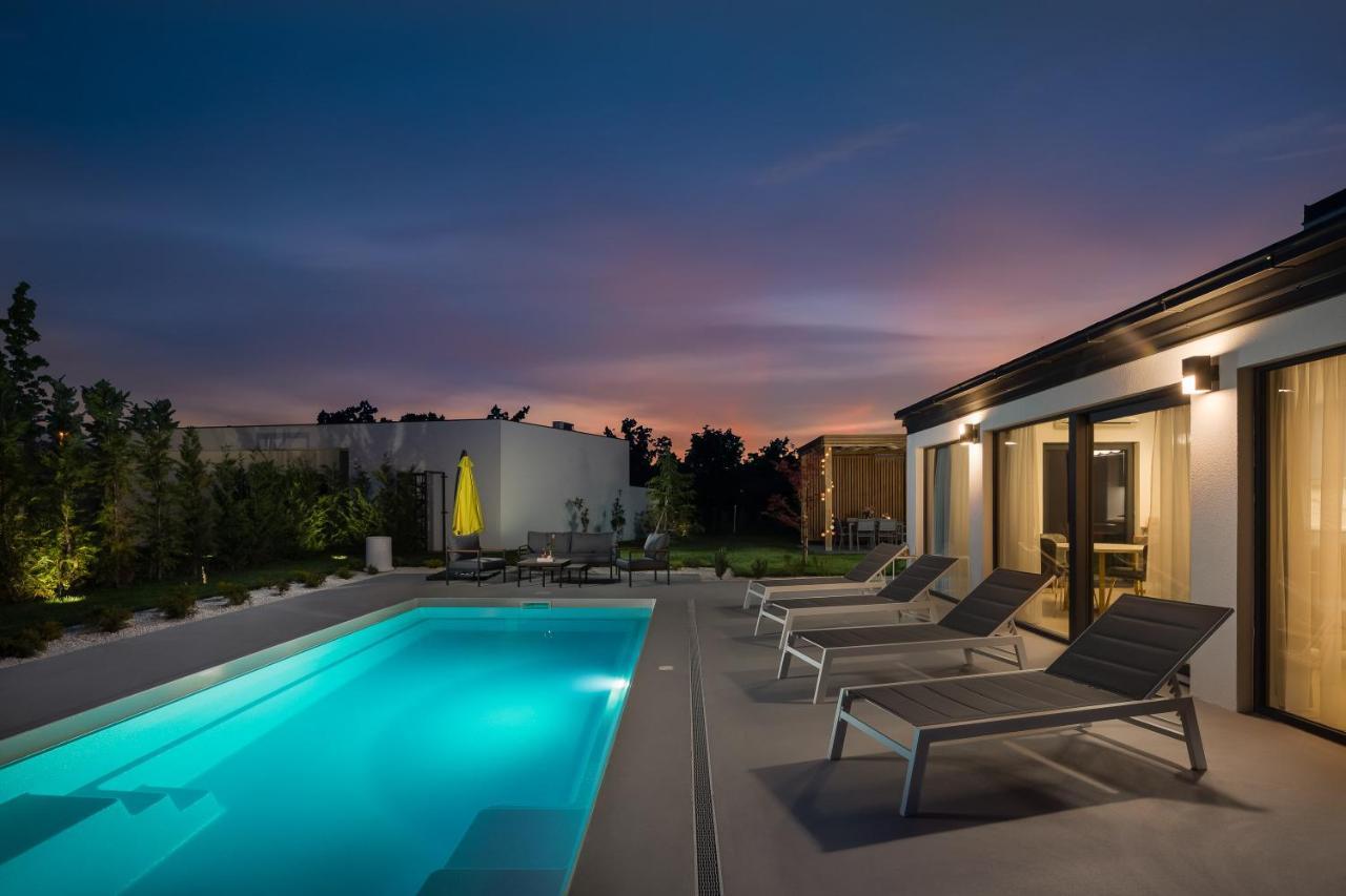 Bandelli Villas Oklaj Kültér fotó